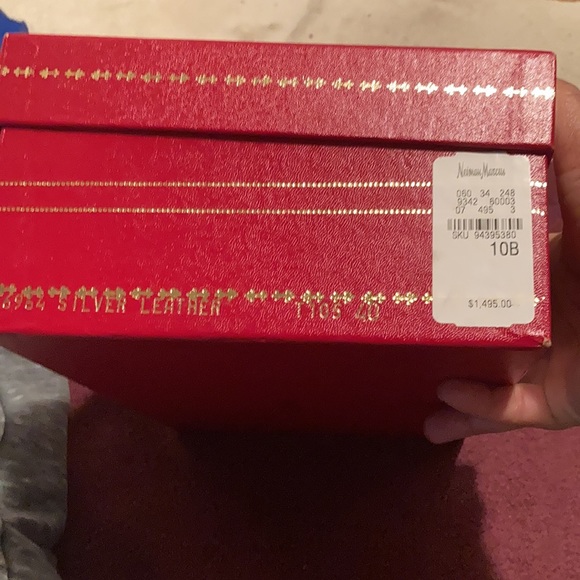 Heels nice condition - Picture 2 of 12